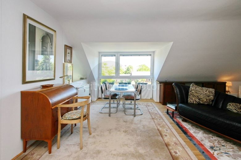 Hochwertig m&ouml;bliertes Apartement in ruhiger zentraler Lage, Internet aktiv