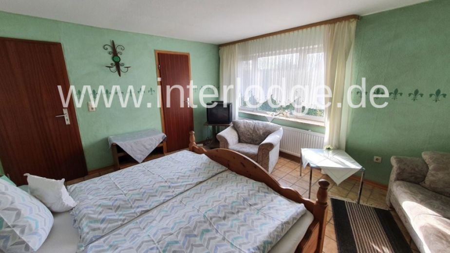 INTERLODGE Bad Gandersheim:
Möblierte Einzel- und Doppelzimmer, Küchen, TV, W-Lan, für 1-27 Pers.