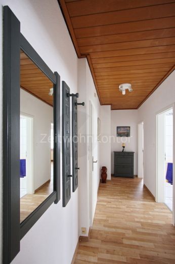 Ruhig und gr&uuml;n, gut angebunden, WLAN aktiv, PKW-Stellplatz und  Balkon!  M&uuml;lheim Grenze Essen am Naturschutzgebiet