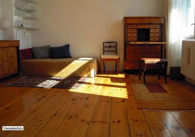 Helle ruhige Einliegerwohnung mit Balkon in Charlottenburg, im 1. Stock eines Einfamilienhauses