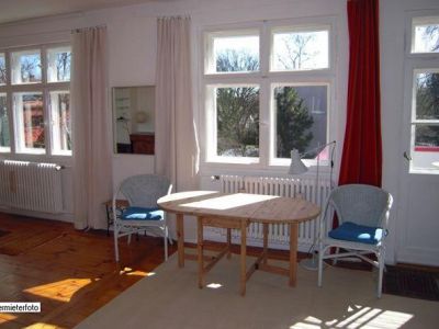 Helle ruhige Einliegerwohnung mit Balkon in Charlottenburg, im 1. Stock eines Einfamilienhauses