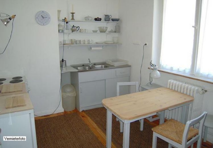 Helle ruhige Einliegerwohnung mit Balkon in Charlottenburg, im 1. Stock eines Einfamilienhauses