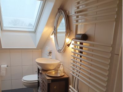 Stylisches modernes Apartment ca. 50 qm, Klima, Parken am Haus
