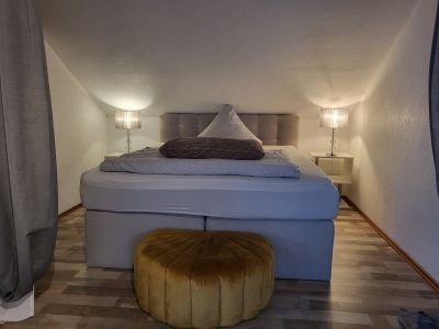 Stylisches modernes Apartment ca. 50 qm, Klima, Parken am Haus