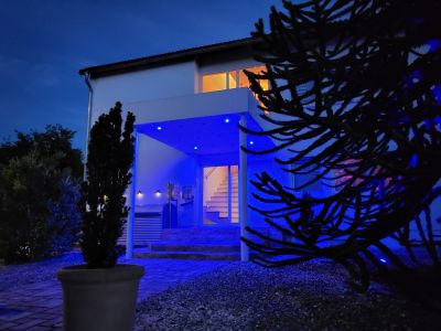 Luxusapartment m. Klima in Toplage, mit Parken am Haus
