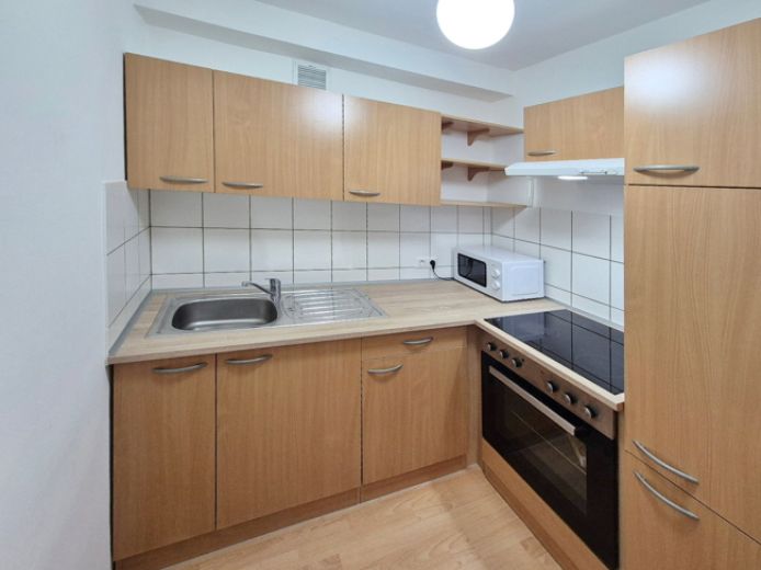 ZeitwohnKontor: Modern ausgestattete Wohnung mit 2 Schlafzimmern in R&uuml;ttenscheid
