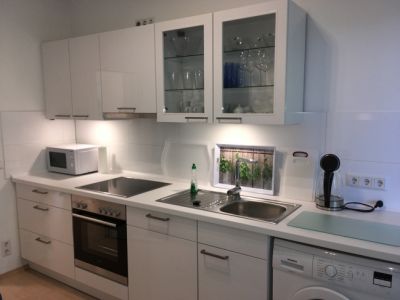 Schicke 2 Zimmer Business-Wohnung mit Balkon Nähe Innogy/RWE/HBF