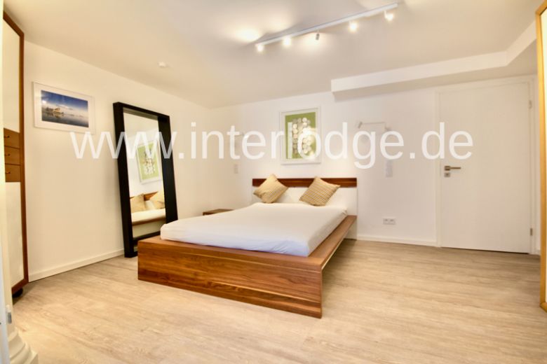 INTERLODGE Möblierte Komfortwohnung am Park und Citynah in Neuss - Reuschenberg