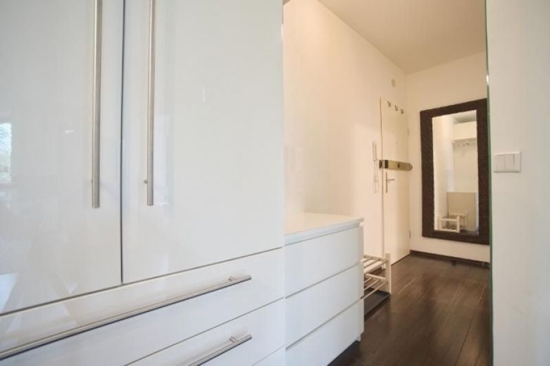 Luxuswohnung mit Balkon und Tiefgarage Nähe RWE/Evonik/Aalto!!