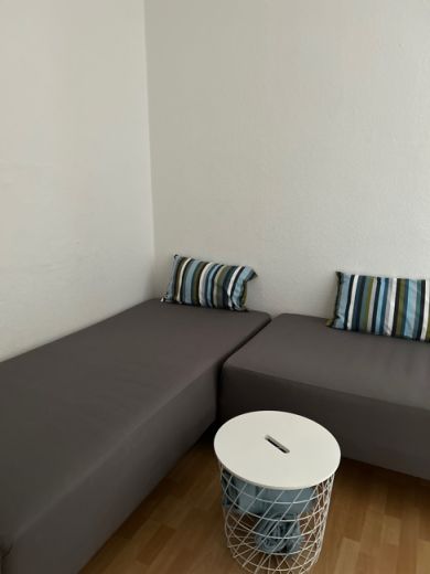 Ideal f&uuml;r die Familie! 3 Zimmer Wohnung mit 2 Schlafzimmern, 2 B&auml;dern und Balkon in Essen Bredeney!