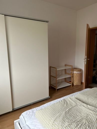 Ideal f&uuml;r die Familie! 3 Zimmer Wohnung mit 2 Schlafzimmern, 2 B&auml;dern und Balkon in Essen Bredeney!