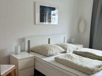 Ideal f&uuml;r die Familie! 3 Zimmer Wohnung mit 2 Schlafzimmern, 2 B&auml;dern und Balkon in Essen Bredeney!