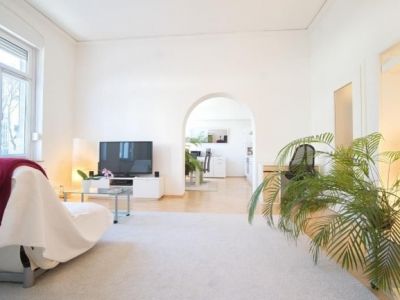 Business-Wohnung mit Balkon in Rüttenscheid Nähe EON/Messe/Gruga