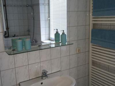 Moderne Bussiness-Wohnung mit 2 Schlafzimmern N&auml;he DBSchenker, HBF, Innogy, Theater!