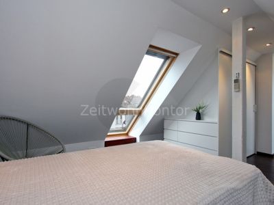 Hochwertige, schicke Maisonette mit Balkon, offenem Kamin und Klimaanlage in ruhiger Lage mit guter Anbindung