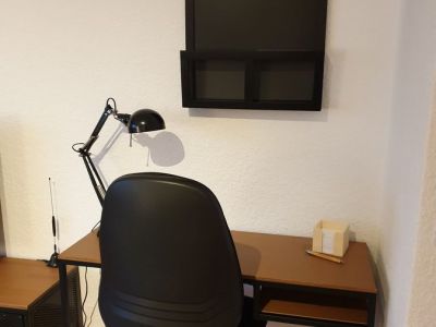 Apt. 40qm, 1,5 Zimmer, möbliert, Vollausstatt., ruhige zentr. Lage, Bus z.RUB