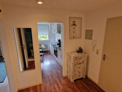 gemütliches 1,5 Zimmer-Apt. + KDB, 40qm,  möbliert, Vollausstatt., ruhige zentr. Lage,  Nähe Bus zur Uni  Haltestelle
