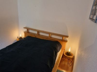 gemütliches 1,5 Zimmer-Apt. + KDB, 40qm,  möbliert, Vollausstatt., ruhige zentr. Lage,  Nähe Bus zur Uni  Haltestelle
