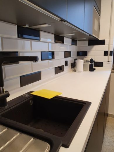 Luxuswohnung mit Balkon N&auml;he RWE/Evonik/Aalto!!