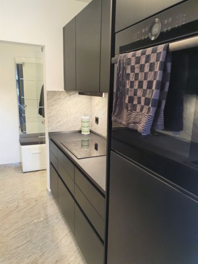 *** Luxus trifft Business direkt am RWE-Turm***