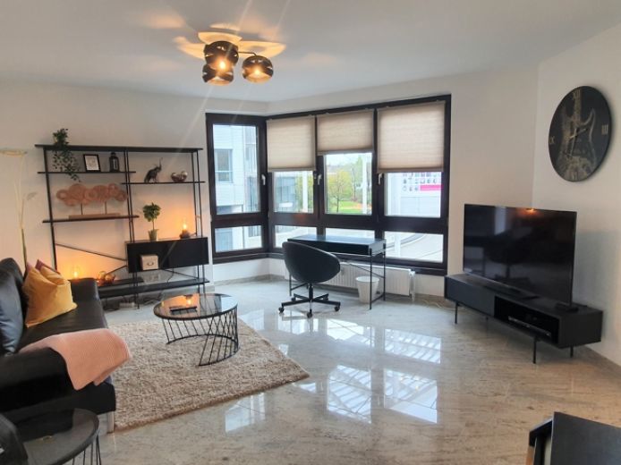 *** Luxus trifft Business direkt am RWE-Turm***