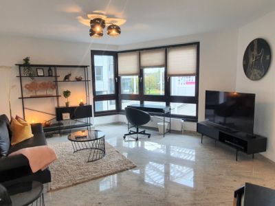 *** Luxus trifft Business direkt am RWE-Turm***