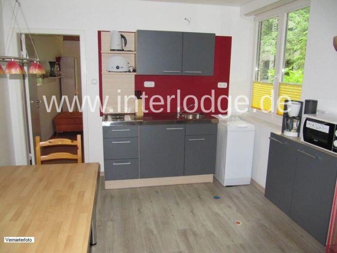 INTERLODGE Hamburg: Schicke, komplett möblierte Wohnung mit Zugang zum Garten.