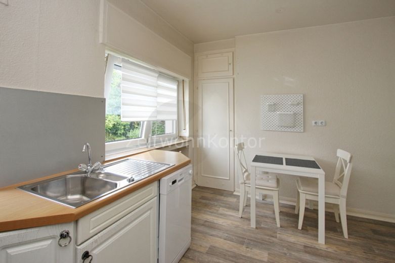 Helle, moderne 2 Raum-Whg in bevorzugter ruhiger Lage mit guter Anbindung und  Internet