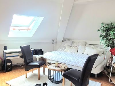 Außergewöhnliche, loftähnliche DG-Wohnung in Top-Lage