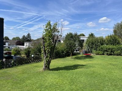 Schick modern, Balkon und WLAN, ruhige Lage, gute Anbindung!