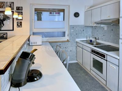 Schick modern, Balkon und WLAN, ruhige Lage, gute Anbindung!