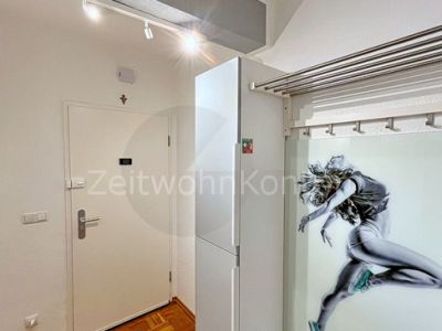 Schick modern, Balkon und WLAN, ruhige Lage, gute Anbindung!