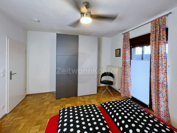 Schick modern, Balkon und WLAN, ruhige Lage, gute Anbindung!