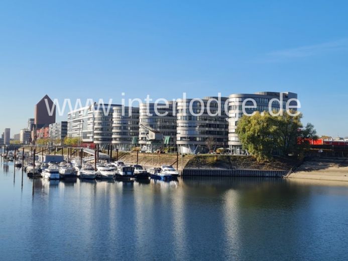 INTERLODGE Duisburg: Zentral, in ruhiger Nebenstraße gelegenes, komplett möbliertes Apartment