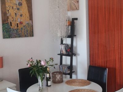 Sch&ouml;nes, gut geschnittenes und ruhiges Apartment direkt an der Spree in Charlottenburg