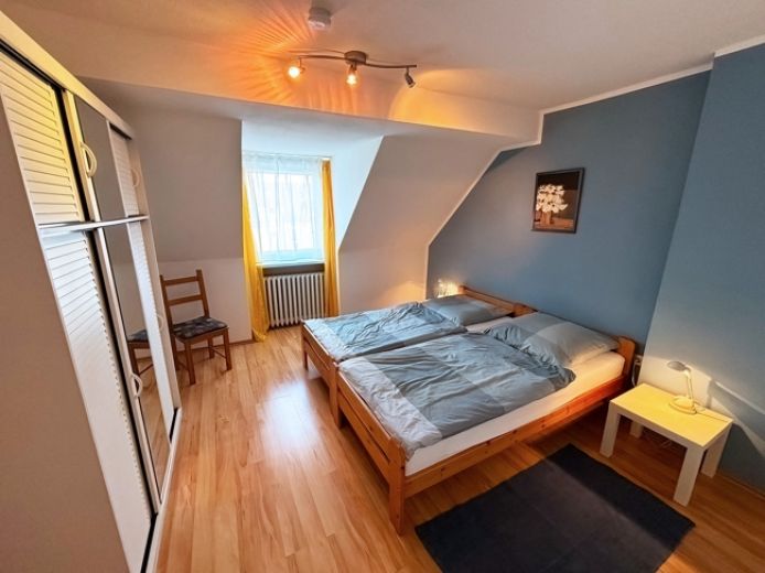 ZeitwohnKontor: Modern möblierte Wohnung Nähe Rüttenscheider Stern