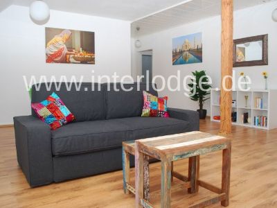 INTERLODGE Bochum: Komplett m&ouml;bliertes, ger&auml;umiges Apartment