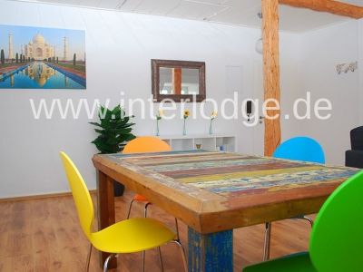 INTERLODGE Bochum: Komplett m&ouml;bliertes, ger&auml;umiges Apartment