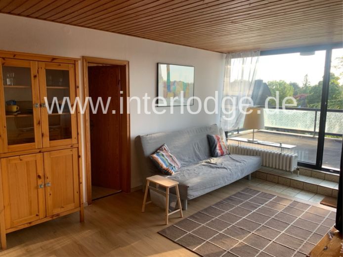 INTERLODGE Köln: Komplett möblierte DG-Wohnung mit großer Dachterrasse