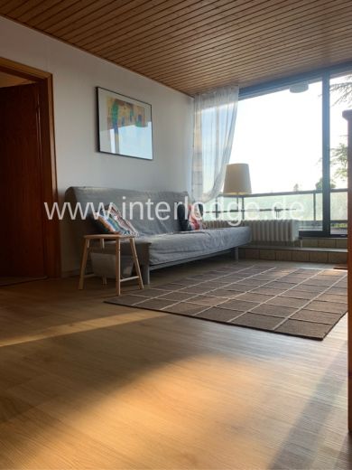 INTERLODGE Köln: Komplett möblierte DG-Wohnung mit großer Dachterrasse