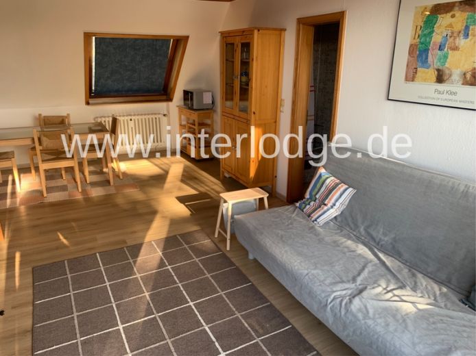 INTERLODGE Köln: Komplett möblierte DG-Wohnung mit großer Dachterrasse