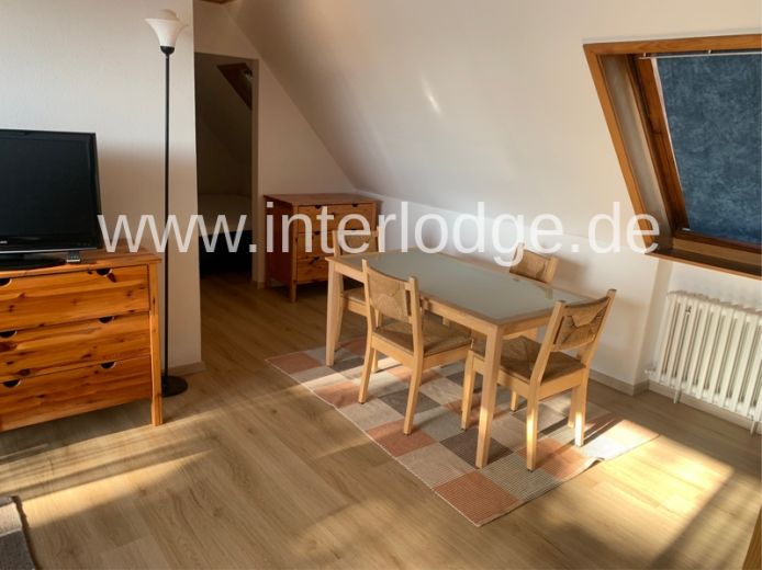 INTERLODGE Köln: Komplett möblierte DG-Wohnung mit großer Dachterrasse