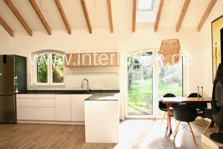 INTERLODGE Hochwertig m&ouml;bliertes Atelier im Park mit Kamin in Neuss-Holzheim