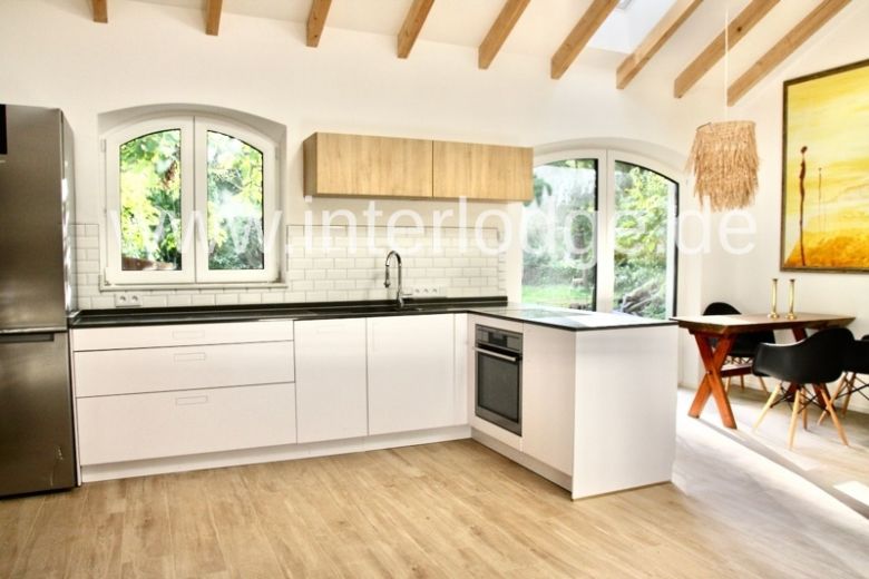 INTERLODGE Hochwertig m&ouml;bliertes Atelier im Park mit Kamin in Neuss-Holzheim