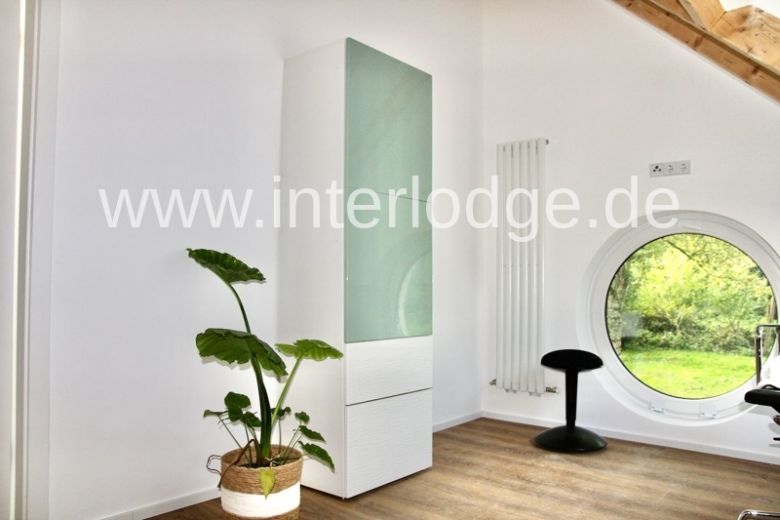 INTERLODGE Hochwertig m&ouml;bliertes Atelier im Park mit Kamin in Neuss-Holzheim