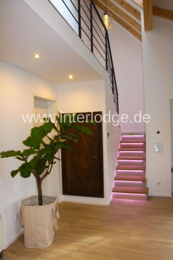 INTERLODGE Hochwertig m&ouml;bliertes Atelier im Park mit Kamin in Neuss-Holzheim