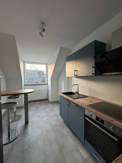 E.-R&uuml;ttenscheid:  m&ouml;blierte Business-Wohnung - 75 qm - modernisiert -  von Privat