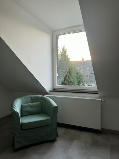E.-R&uuml;ttenscheid:  m&ouml;blierte Business-Wohnung - 75 qm - modernisiert -  von Privat