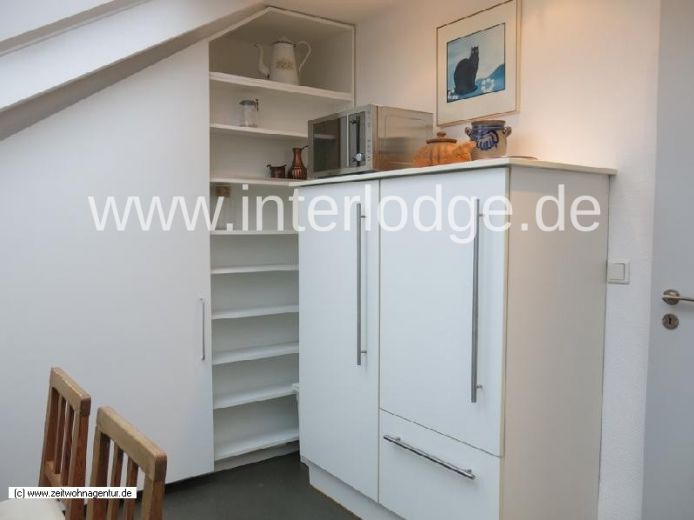 INTERLODGE Leverkusen: Komplett ausgestattete und vollständig möblierte, helle Wohnung.