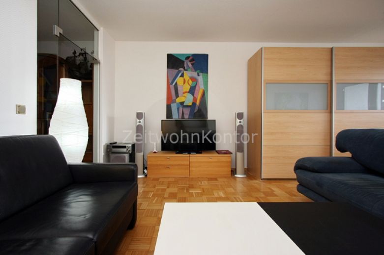 Möblierte 3-Zimmer-Wohnung mit Balkon und tollem, modernen Bad, Stellplatz  mögl., WLAN aktiv, ruhig und zentral